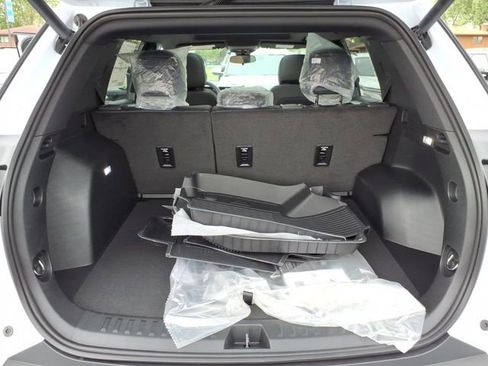 New 2026 Chevrolet Equinox ACTIV FWD image 11