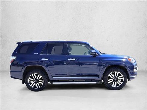 Used 2015 Toyota 4Runner Limited AWD/4WD image 4