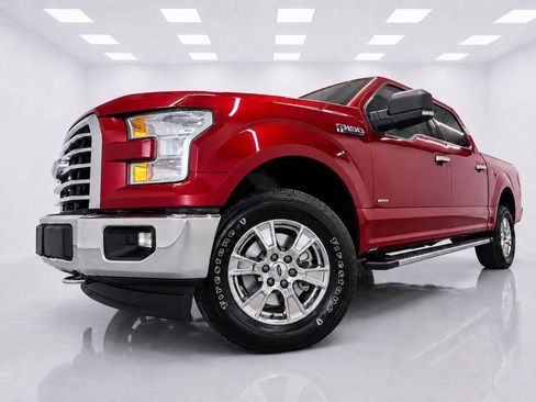 Used 2017 Ford F150 XLT w/ Equipment Group 301A Mid AWD/4WD image 6