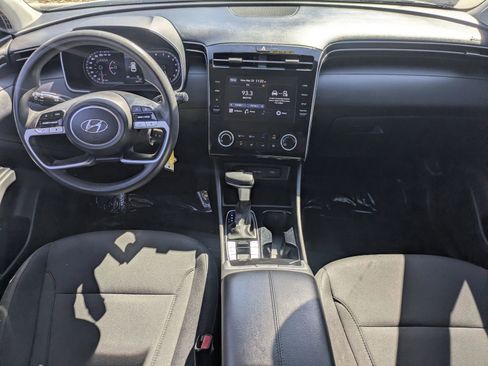 Used 2023 Hyundai Tucson SE image 21