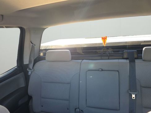 Used 2018 Chevrolet Silverado 1500 Custom w/ Custom Value Package image 12