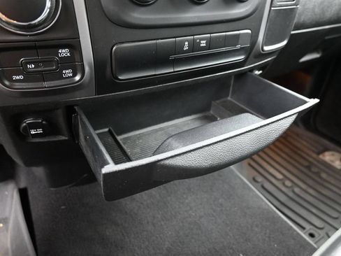 Used 2024 RAM 1500 Classic SLT AWD/4WD image 10