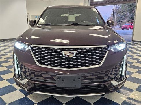 Certified 2021 Cadillac XT6 Premium Luxury image 2