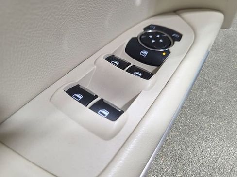 Used 2014 Lincoln MKZ Hybrid FWD image 26