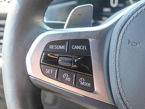 Used 2025 BMW X5 sDrive40i w/ M Sport Package RWD image 33
