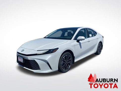 New 2026 Toyota Camry XLE AWD/4WD image 2