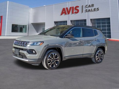 Used 2023 Jeep Compass Limited image 1