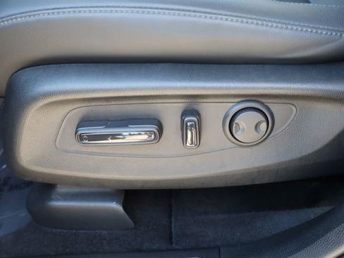 Used 2023 Honda CR-V EX-L image 11