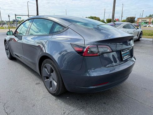 Used 2023 Tesla Model 3 Standard Range image 5