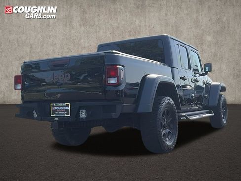 Used 2022 Jeep Gladiator Mojave w/ Cold Weather Group AWD/4WD image 7