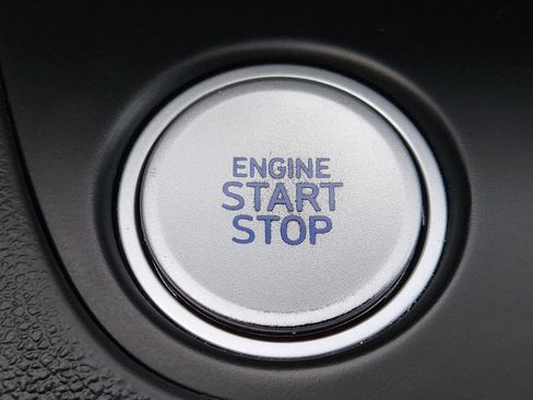 Used 2024 Hyundai Elantra Limited FWD image 20