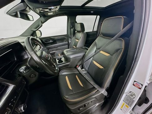 Used 2023 GMC Yukon XL AT4 image 22