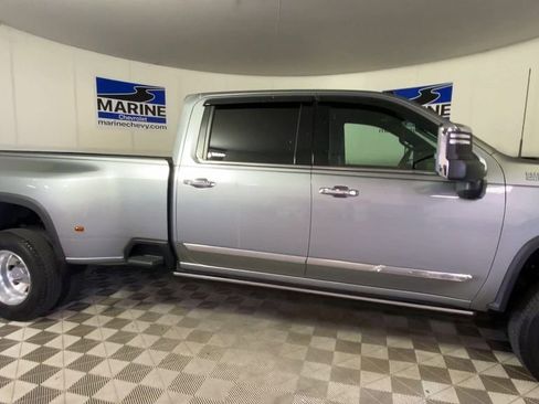 Certified 2024 Chevrolet Silverado 3500 High Country w/ High Country Premium Package AWD/4WD image 3