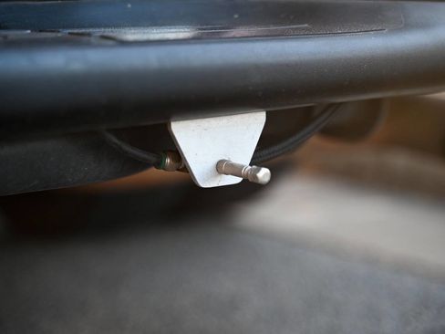 Used 2001 Chevrolet Silverado 3500 LT image 19