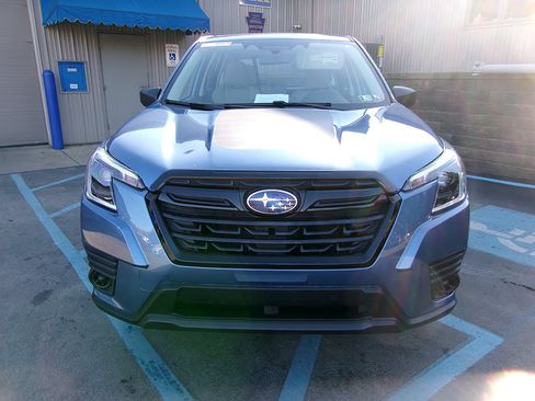 Used 2022 Subaru Forester AWD/4WD image 2