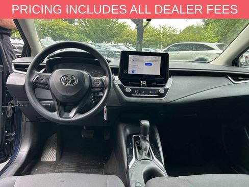 Used 2024 Toyota Corolla LE FWD image 2