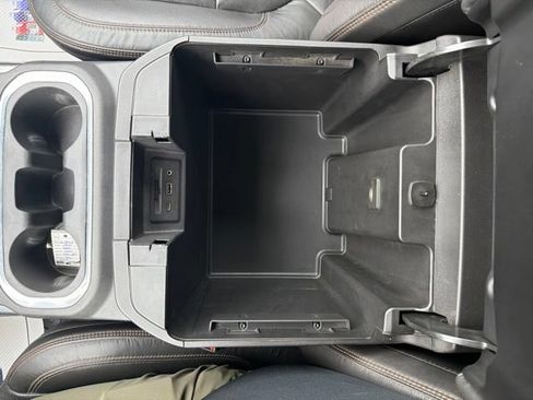Used 2021 GMC Sierra 1500 AT4 w/ AT4 Value Package AWD/4WD image 25
