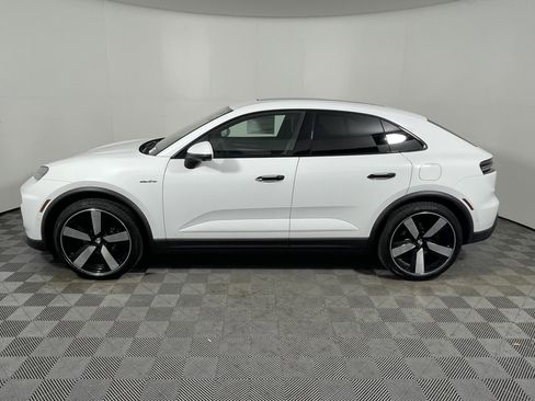 New 2026 Porsche Macan Electric RWD image 2