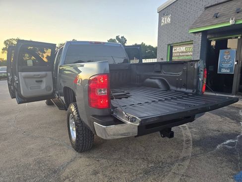 Used 2008 Chevrolet Silverado 2500 LT w/ 1LT Convenience Package image 52