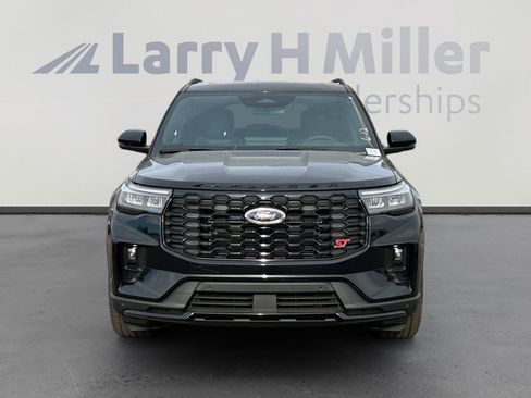 New 2026 Ford Explorer ST w/ Sun And Sound Package AWD/4WD image 8