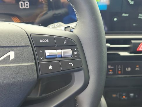 New 2026 Kia Sportage EX FWD image 31