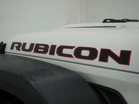 Used 2022 Jeep Wrangler Rubicon w/ Steel Bumper Group AWD/4WD image 8