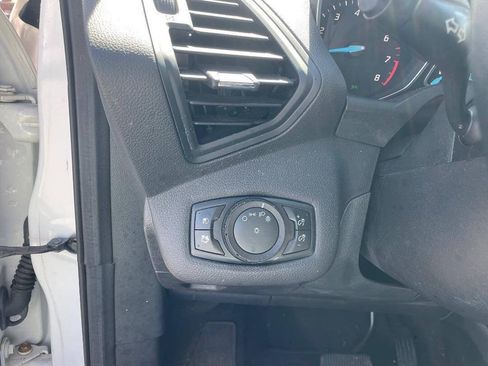 Used 2016 Ford Escape SE w/ SE Leather Comfort Package AWD/4WD image 22