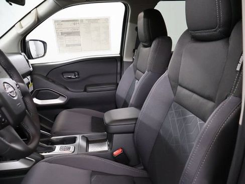 New 2026 Nissan Frontier SV w/ SV Convenience Package AWD/4WD image 11