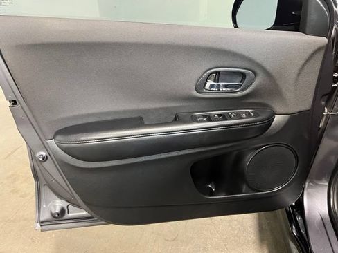 Used 2019 Honda HR-V Sport image 20
