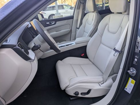 New 2026 Volvo XC60 B5 Ultra w/ Protection Package Premier image 14