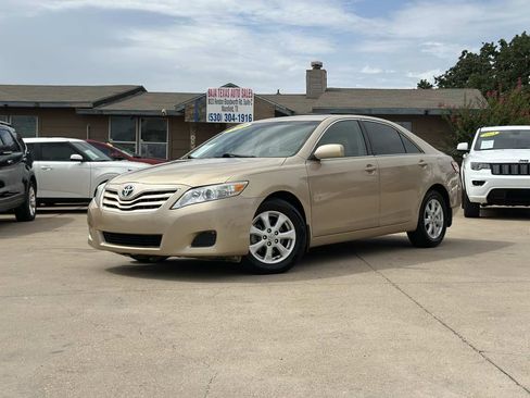 Used 2011 Toyota Camry LE w/ LE Extra-Value Pkg FWD image 10