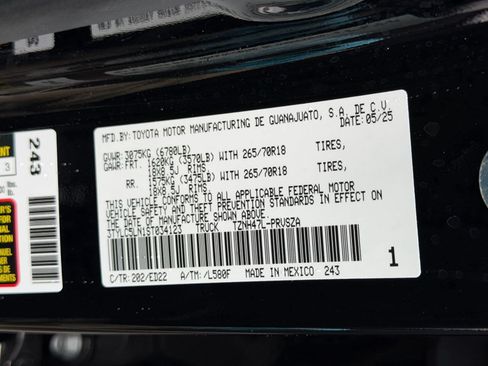 Used 2025 Toyota Tacoma TRD Pro AWD/4WD image 22