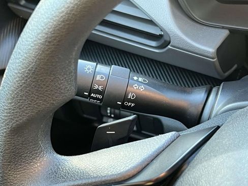 Certified 2024 Subaru Crosstrek 2.0i Premium image 22