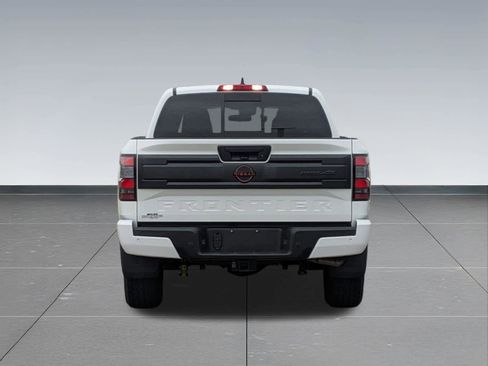 Used 2025 Nissan Frontier PRO-4X w/ Pro Convenience Package image 4