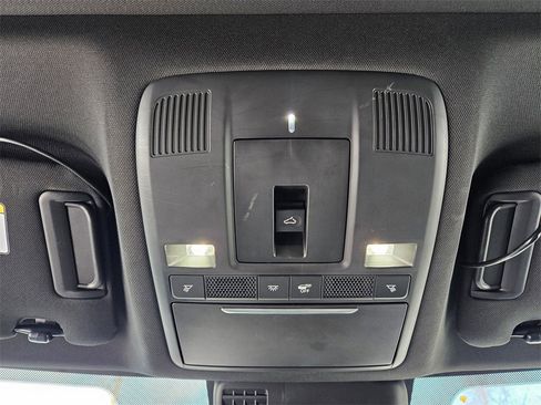 Used 2022 MAZDA CX-5 Signature image 18