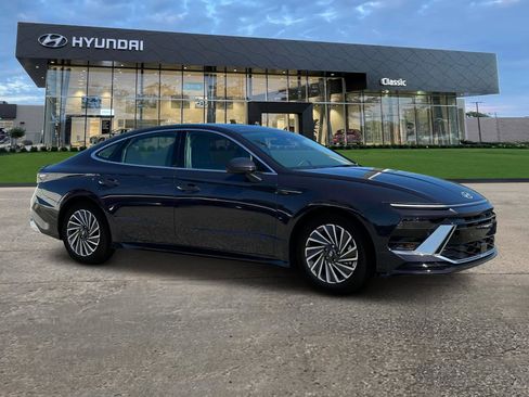 Certified 2025 Hyundai Sonata Limited image 10