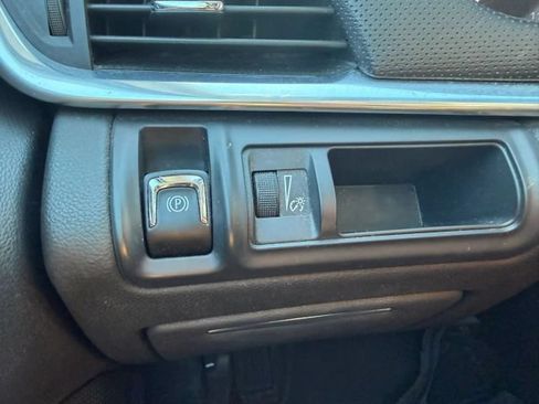 Used 2017 Cadillac XTS FWD image 23