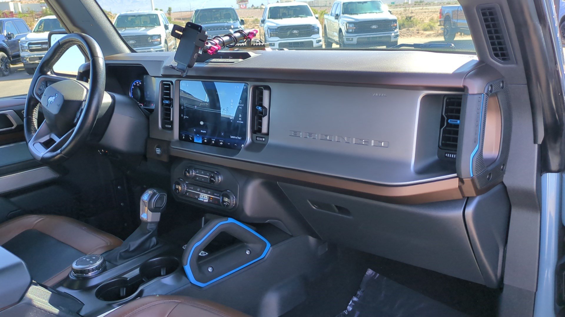 Used 2021 Ford Bronco Outer Banks AWD/4WD image 28