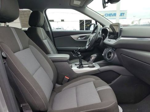 Certified 2025 Chevrolet Blazer LT FWD image 26