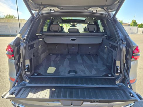 Used 2025 BMW X5 M60i AWD/4WD image 29