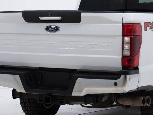 Used 2022 Ford F250 XLT w/ XLT Premium Package AWD/4WD image 13