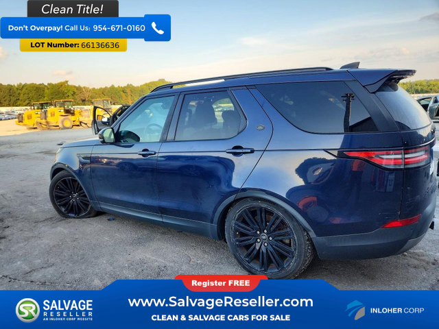 Used 2017 Land Rover Discovery HSE AWD/4WD image 3