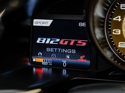 Used 2022 Ferrari 812 GTS RWD image 96