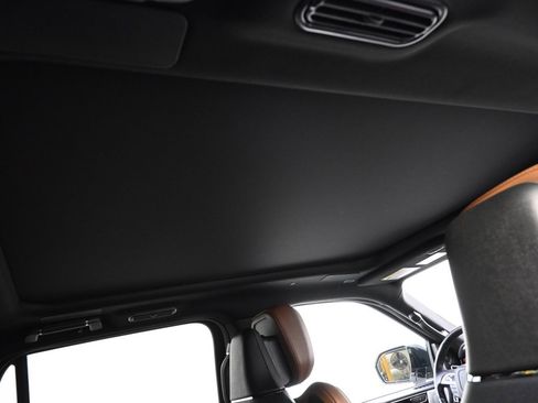 Certified 2024 Lincoln Navigator L Reserve w/ Equipment Group 201A image 17