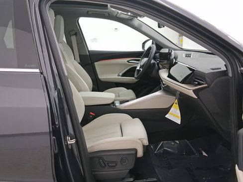 New 2025 Audi Q5 Premium Plus image 32