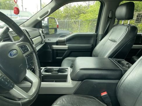 Used 2020 Ford F350 Lariat w/ Lariat Ultimate Package AWD/4WD image 4