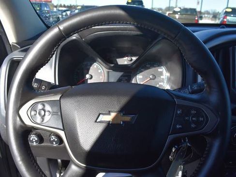 Used 2015 Chevrolet Colorado Z71 image 28