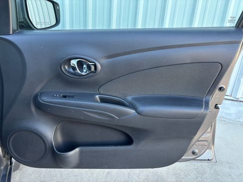 Used 2015 Nissan Versa 1.6 SL image 26