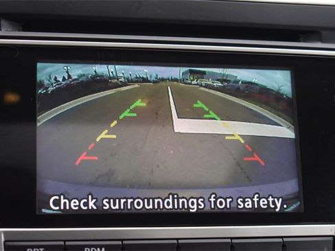 Used 2017 Nissan Altima 2.5 SL w/ Moonroof Package image 31