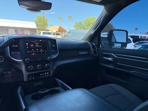 Used 2024 RAM 2500 Big Horn w/ Off Road Package AWD/4WD image 20